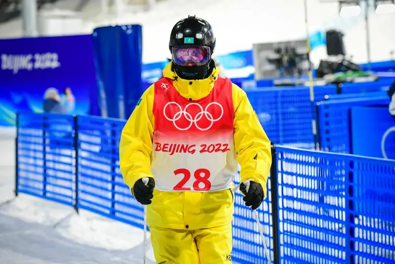 FIS определил шансы казахстанских фристайлистов Галышевой и Колмакова подняться на пьедестал на Олимпиаде в Пекине