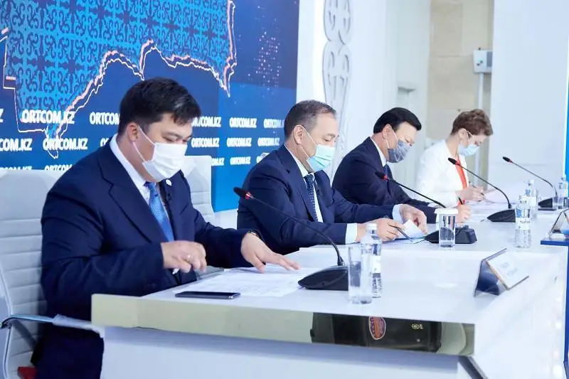 Около 80% членов Правительства получили вакцину – Ералы Тугжанов