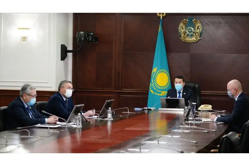 Алихан Смаилов провел совещание по реализации поручений Главы государства