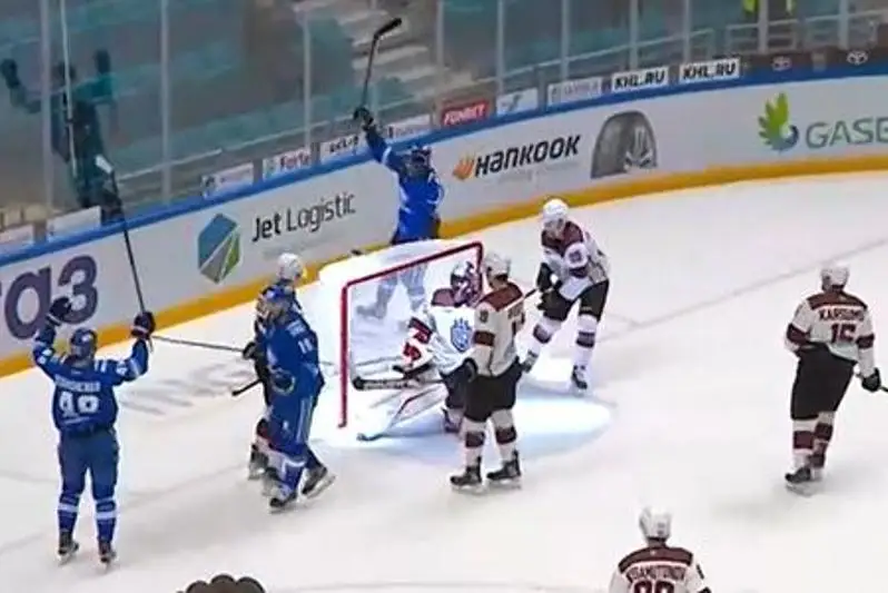 «Барыс» забросил первую шайбу в 2022 году