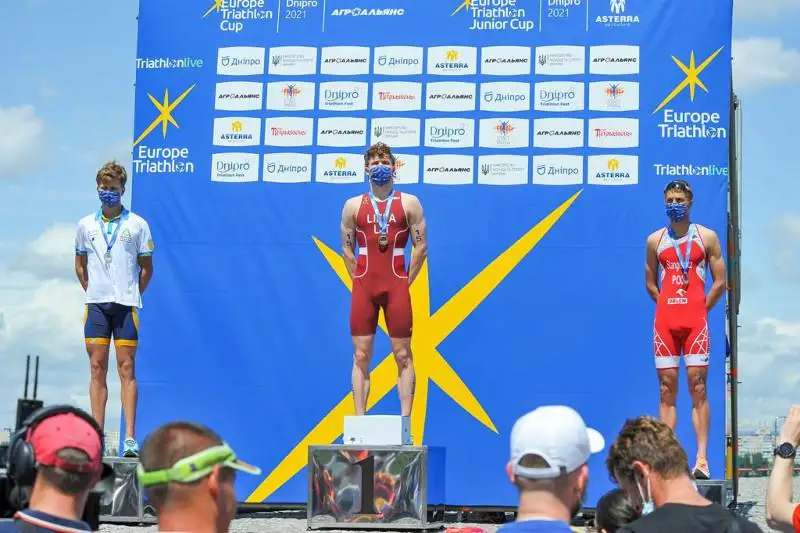 Алматинский триатлет стал вторым на Кубке Европы