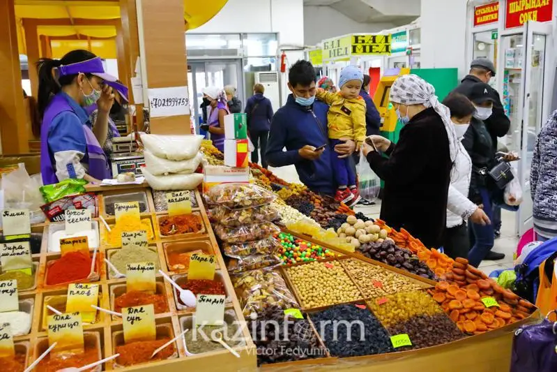 Jańa qaýly: Aqtóbede bazarlardyń jumys ýaqyty qysqardy