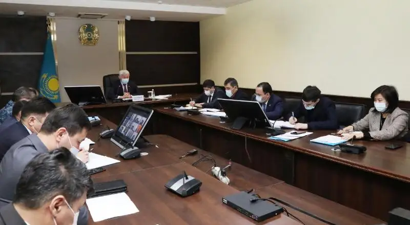 Начать подготовку к весенне-полевым работам поручил Бердибек Сапарбаев