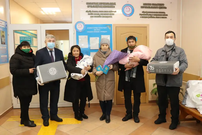 Batys Qazaqstan oblysynda 72 sábıge «Súıinshi» syıqoraby tabys etildi