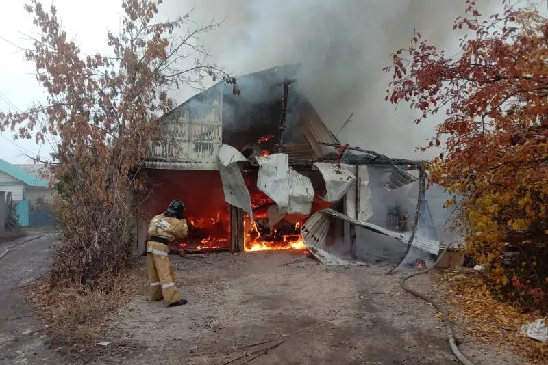 Семь пожаров ликвидировали в ВКО спасатели за три дня