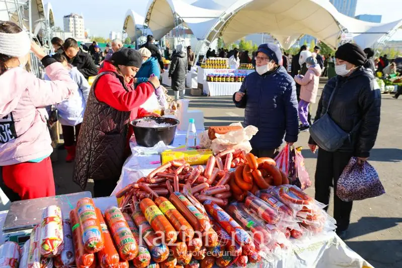 Более тысячи тонны продукции привезли из СКО на ярмарку в Нур-Султан