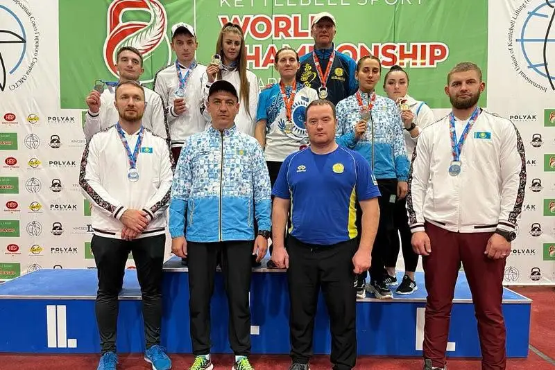 «Серебро» чемпионата мира завоевали гиревики СКО