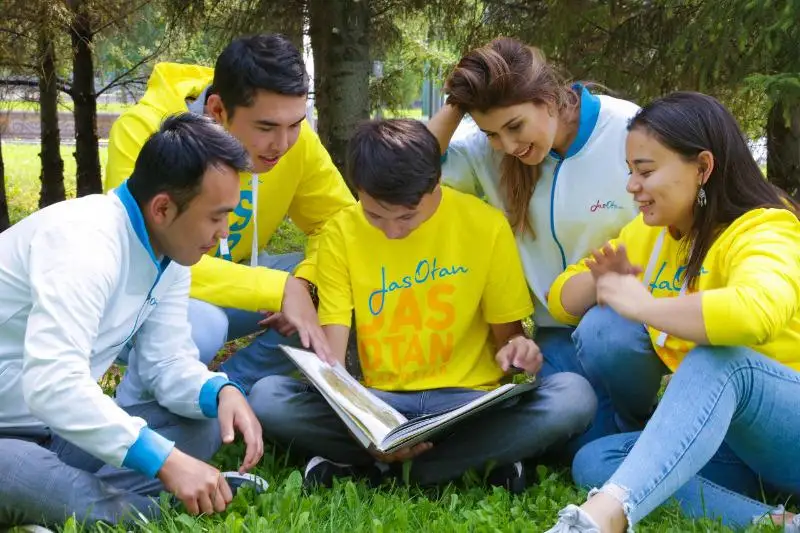 Утверждены региональные дорожные карты по реализации программы «Жастар – Отанға!»