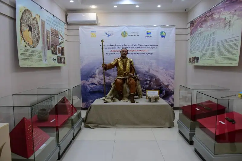 Выставка «Ұлы дала жауһары» открылась в Акмолинской области