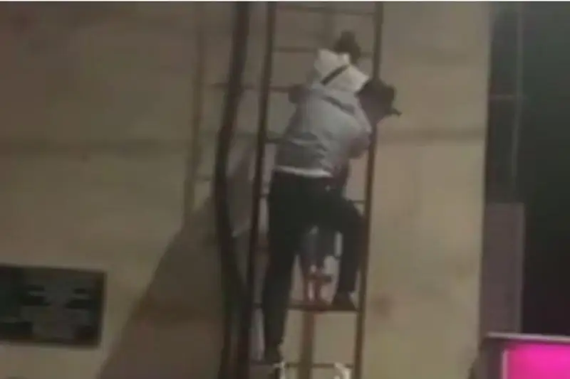 Девушку спасли от суицида в Алматы