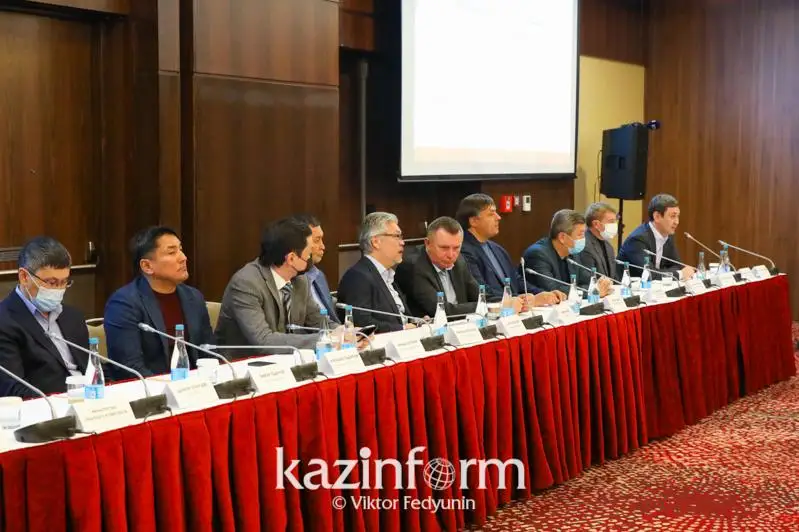 2480 старых тракторов приняли на утилизацию в Казахстане