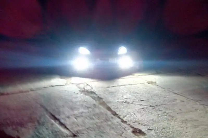 200 водителей наказали за ксеноновые фары в Атырау