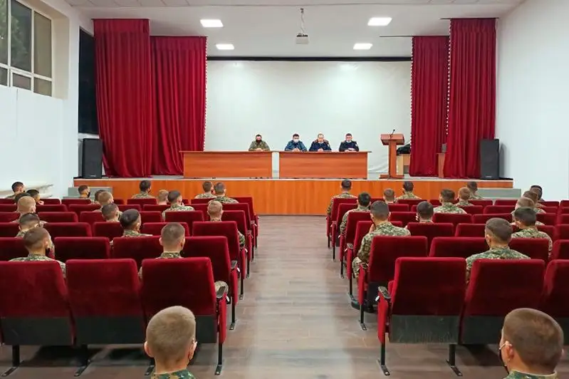 Гвардейцев приглашают на службу в систему УИС в столице