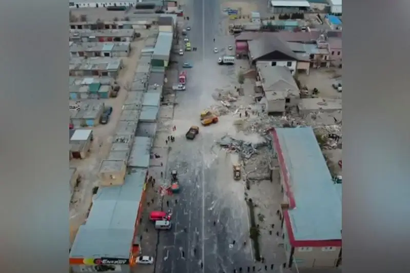 Подробности взрыва в Актау: разрушена дорожно-строительная лаборатория