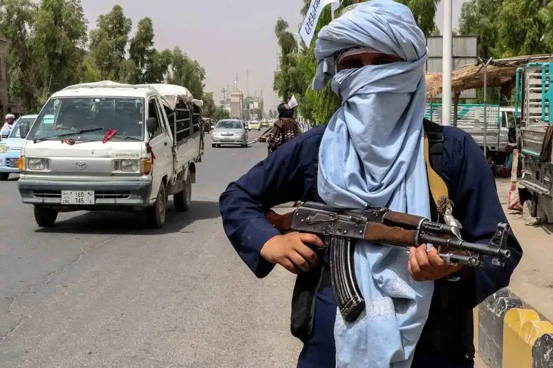 Талибан провел обыски в консульствах Индии в Кандагаре и Герате