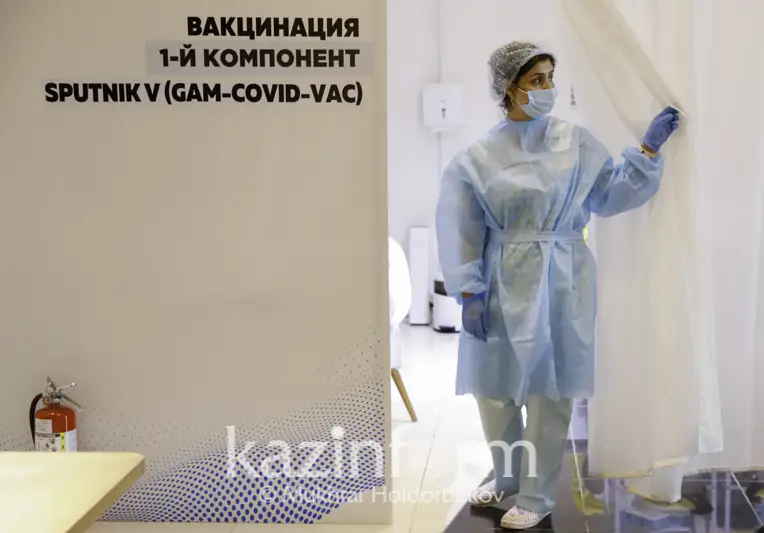 Деятели культуры и общественники призывают астанчан к вакцинации