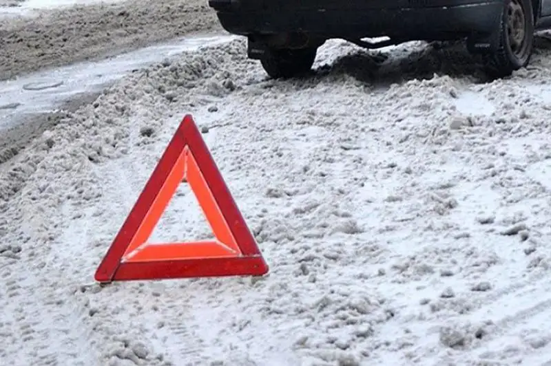Атырауда бір күнде 30-ға жуық жол-көлік апаты тіркелді, зардап шеккендер бар