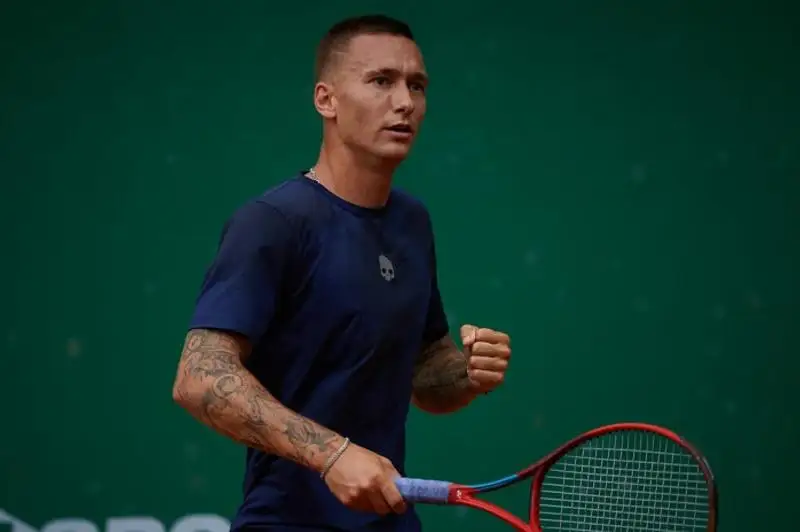 Казахстанский теннисист проиграл в финале квалификации «Челленджера» в Барселоне