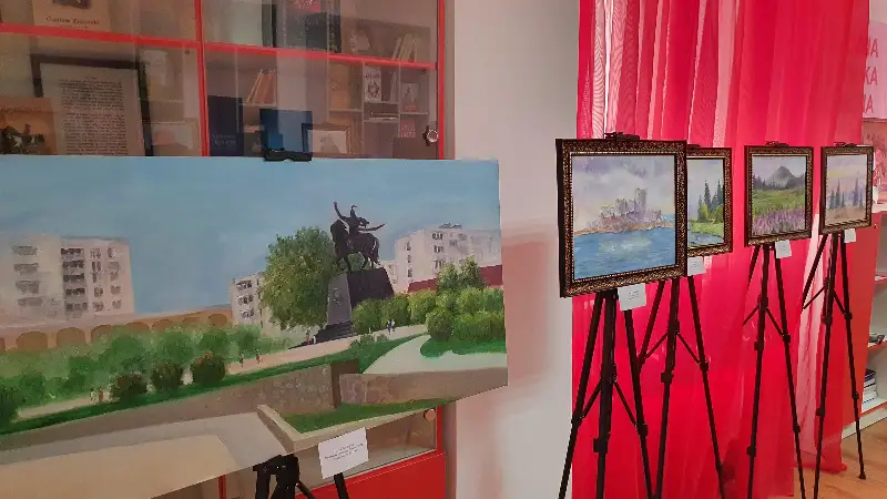 Польские пейзажи и памятник Богенбаю батыру украсили выставку 16-летней художницы из Нур-Султана
