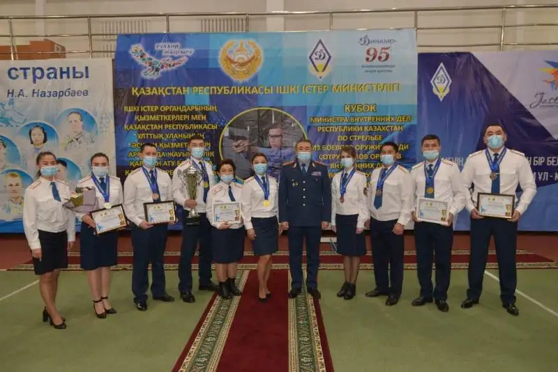 Лучших стрелков среди полицейских определили в МВД