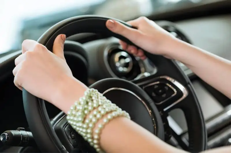 Пьяная женщина разъезжала на автомобиле в Семее