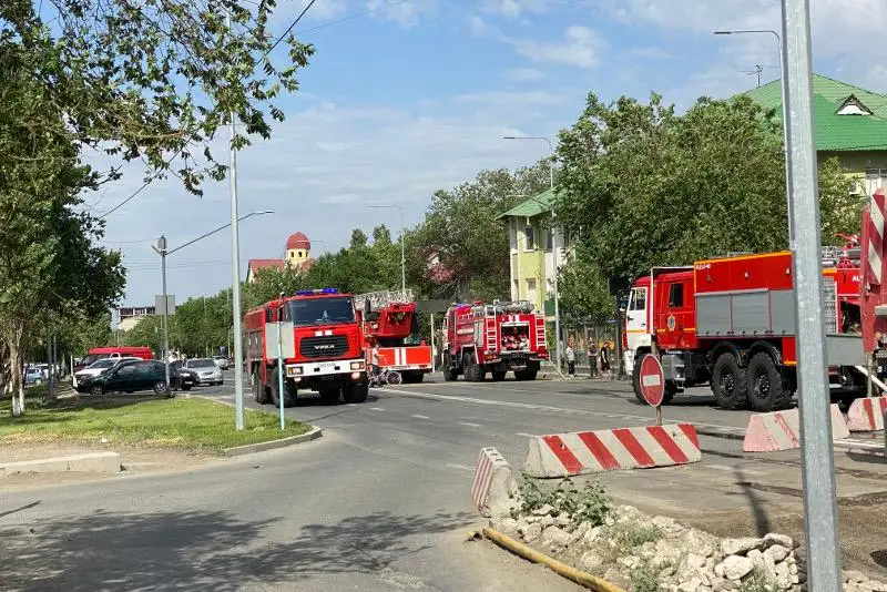 В Атырау произошел пожар в департаменте госдоходов