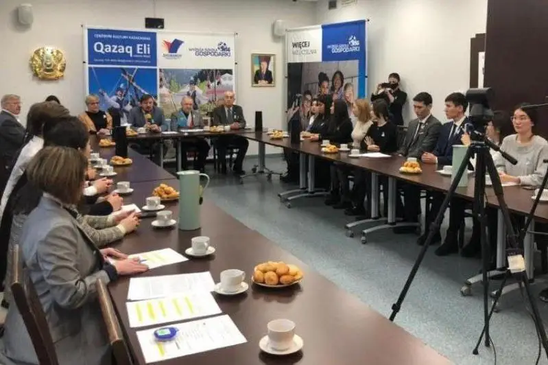 Круглый стол, посвященный Дню Первого Президента Казахстана, проведен в Польше