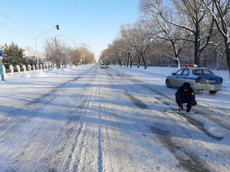 За некачественную уборку дорог наказали подрядчиков в СКО