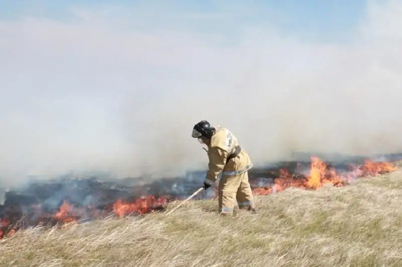 Пожароопасный период: какие меры безопасности принимают в Акмолинской области
