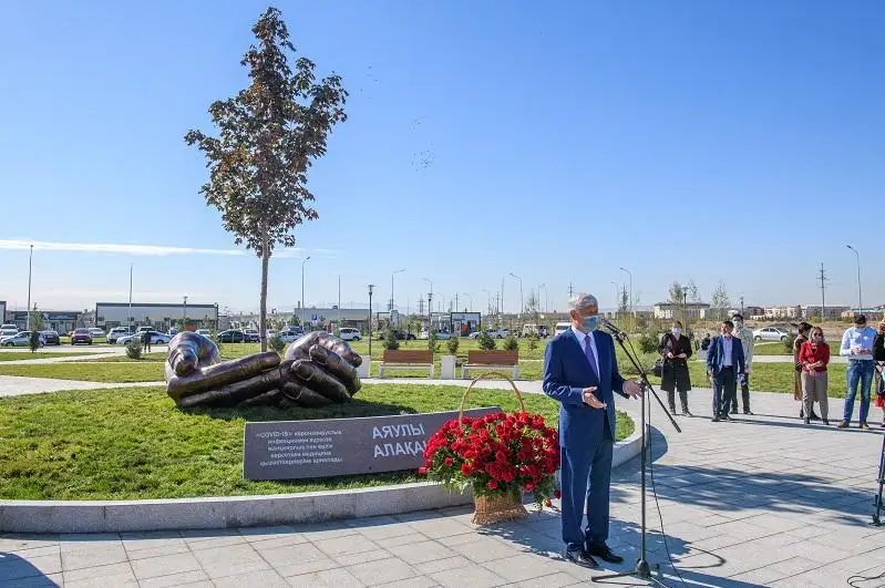 Уникальный памятник установили к 20-летию областного центра в Талдыкоргане