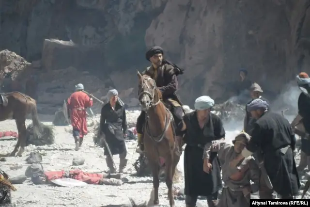 &laquo;Құрманжан датқа&raquo; фильмінен көрініс.