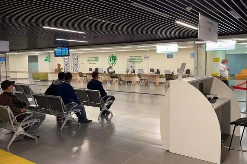 Сектор госуслуг для иностранцев открылся на вокзале Нурлы жол в Нур-Султане