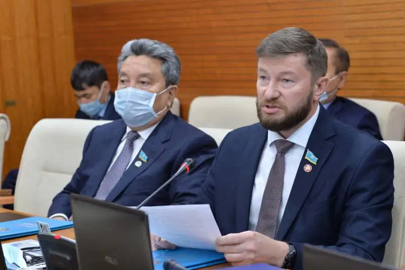 Мажилисмены: Сотрудники органов гражданской защиты должны быть оснащены самым современным оборудованием