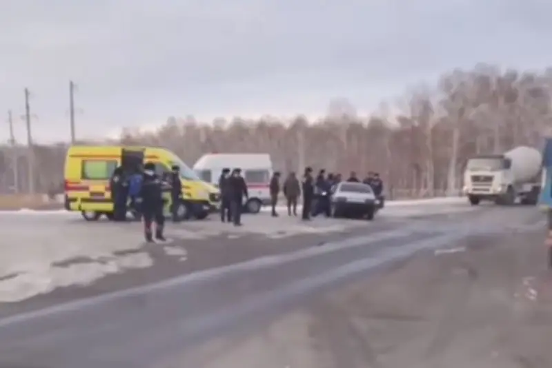 Три человека пострадали в аварии на объездной дороге в Петропавловске