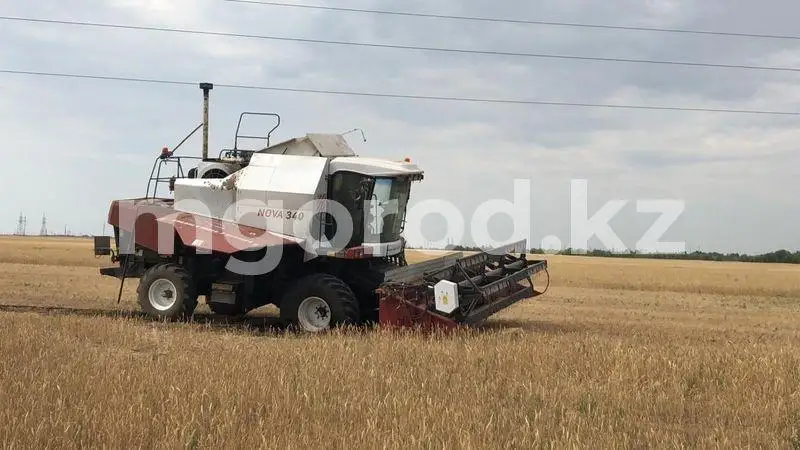 Комбайнера убило током на посевной в ЗКО