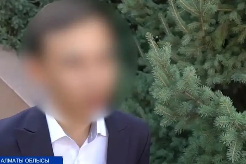 Almaty oblysyndaǵy Sarqan aýdany ákimdiginiń bólim basshysy qamaýǵa alyndy