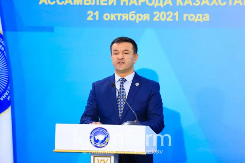 Внедрять полиязычный метод обучения в смешанных школах предложил член АНК