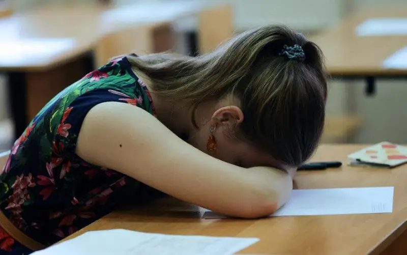 Не сдав экзамен, 13-летняя акмолинка ушла из дома