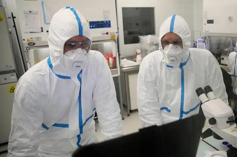 Эксперт: Антитела после омикрон-штамма очень слабо защищают от «дельты»