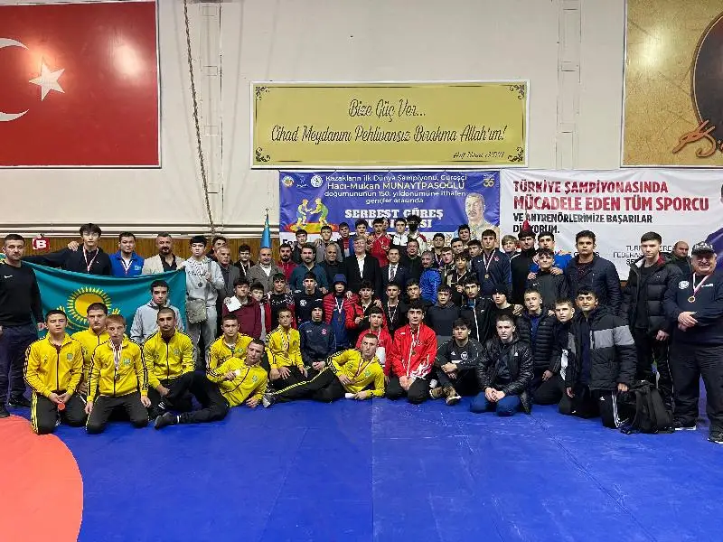 Более ста участников из разных стран собрал турнир в честь Кажымукана Мунайтпасова в Турции