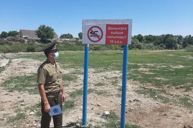 Купальный сезон: профрейды проводят спасатели на водоемах Жамбылской области