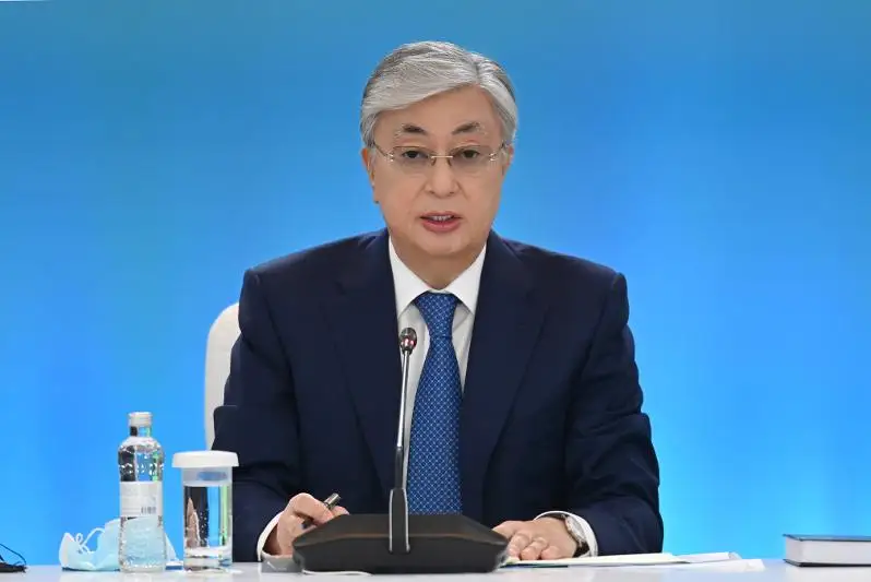 Prezıdent Qazaqstannyń kómirteginen beıtaraptylyq doktrınasynyń qarjylyq aýqymyn atady