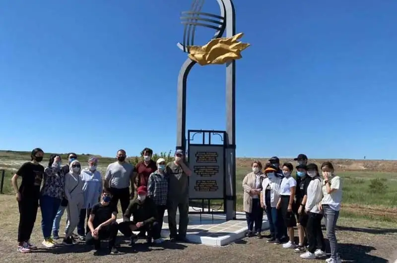 Субботник провели на Спасском мемориале в Карагандинской области