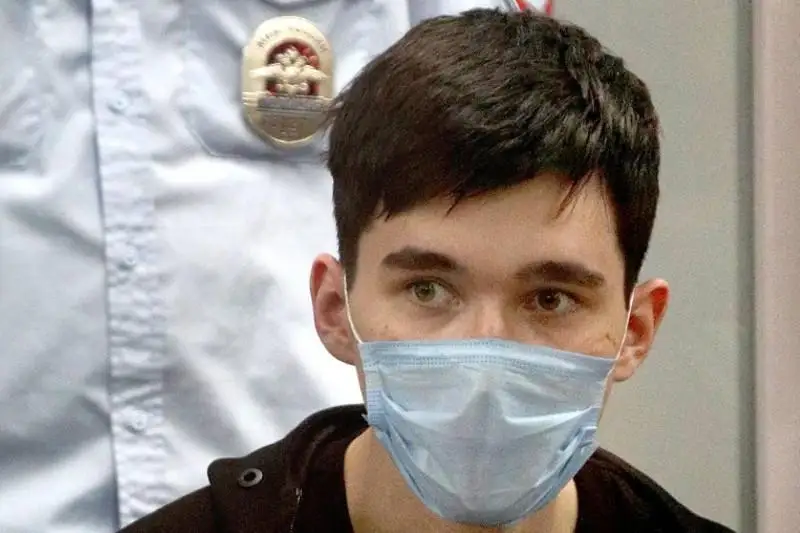 Устроивший стрельбу в казанской школе назвал мотив преступления