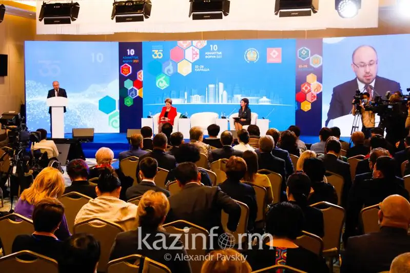 Победителей премии НПО за вклад в развитие страны наградили в Алматы