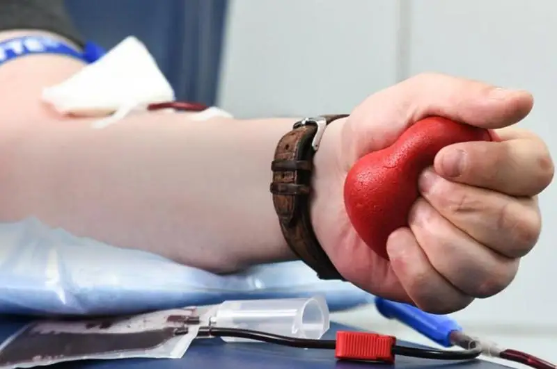 Железнодорожники начали сдавать кровь для пострадавших в ходе беспорядков