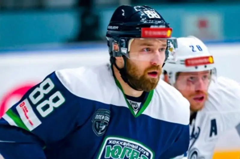 Форвард сборной Казахстана вернётся в «Барыс» в обмен на денежную компенсацию