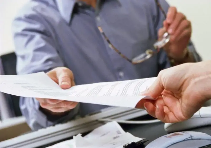 Тенденция в Казахстане: работники увольняются в поисках высокой зарплаты