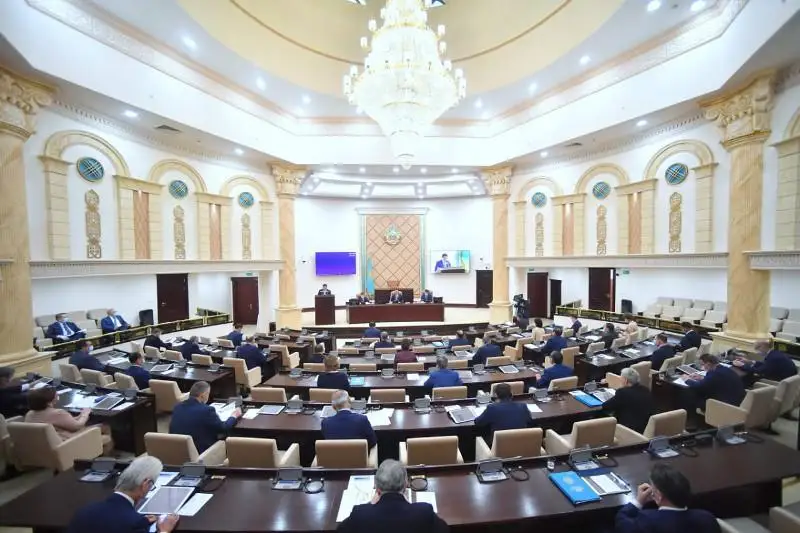 Сенат ратифицировал протокол о внесении изменений в Договор о Евразийском экономическом союзе