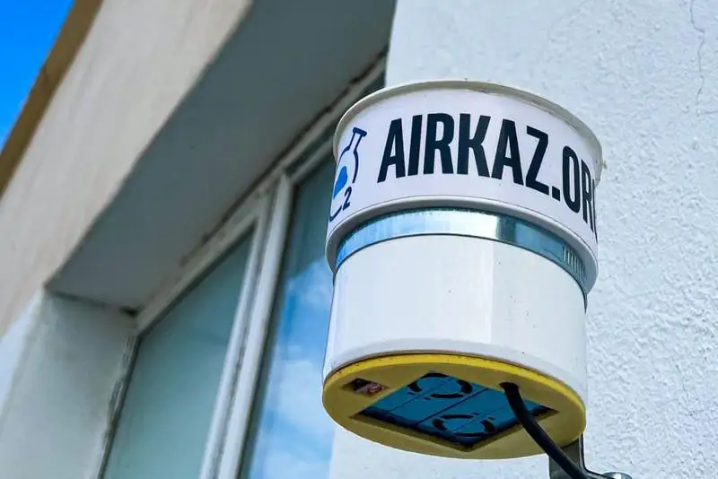 Экологические датчики установили в Актау